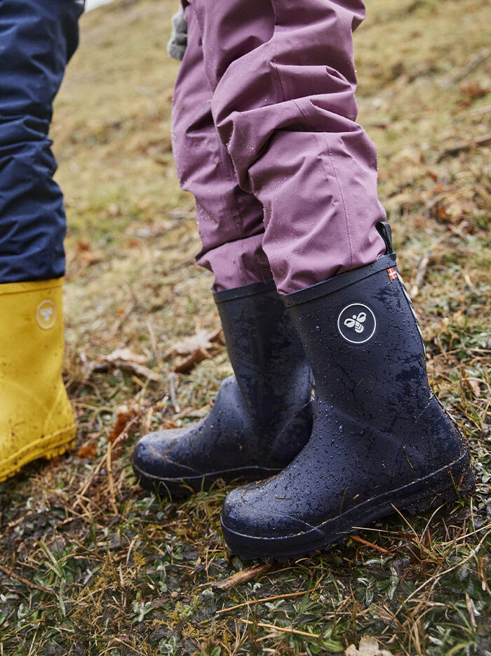 KEEP LITTLE FEET DRY